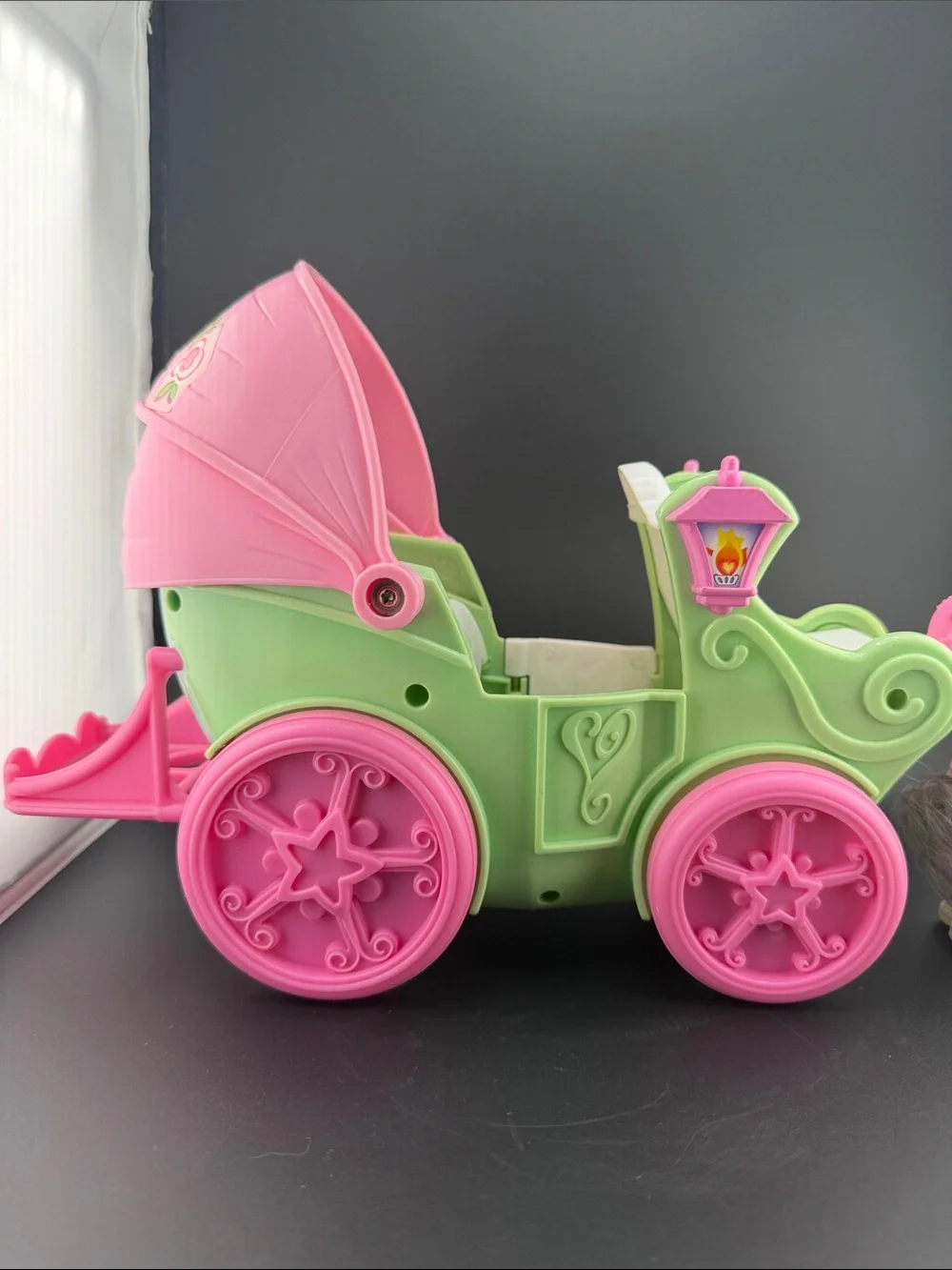 2008 Little People Fisher-Price Horse Carriage for Mia Royal Princess Coach 13